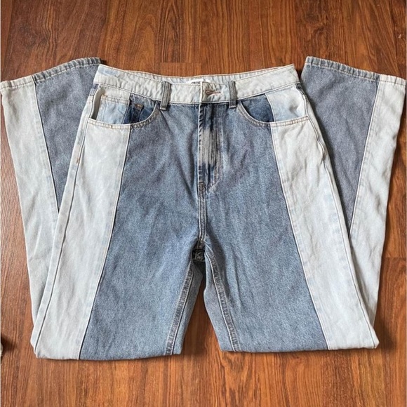 Dual Tone Jeans - Picture 1 of 3